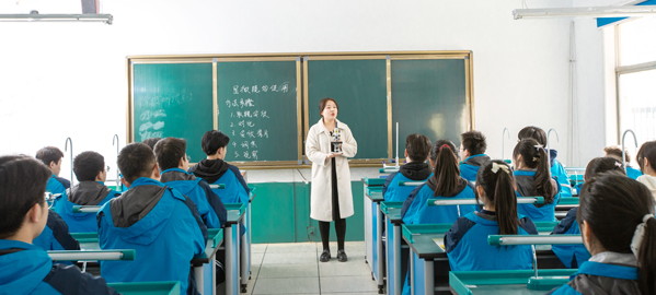 汉滨引入导师机制，准确把握考试方向
