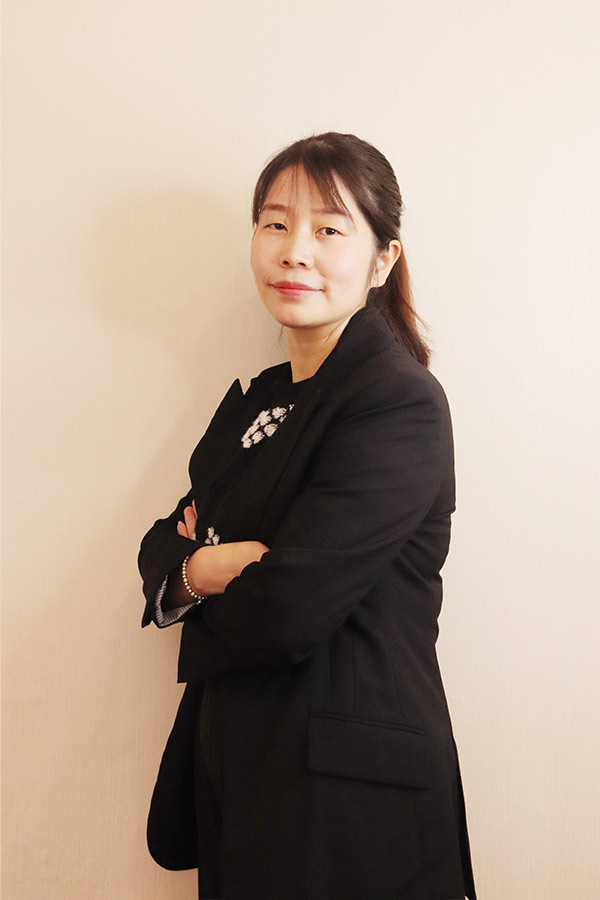 汉滨吕瑶 本科学历,毕业于陕西师范大学
